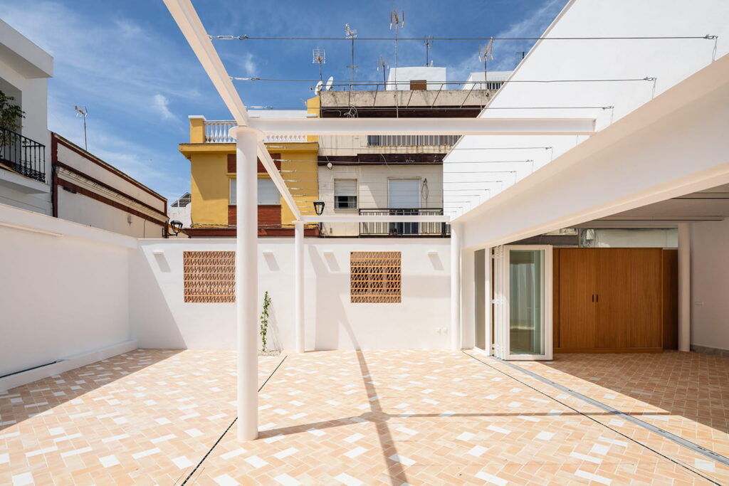AHAUS_Casa Blas Infante_Patio