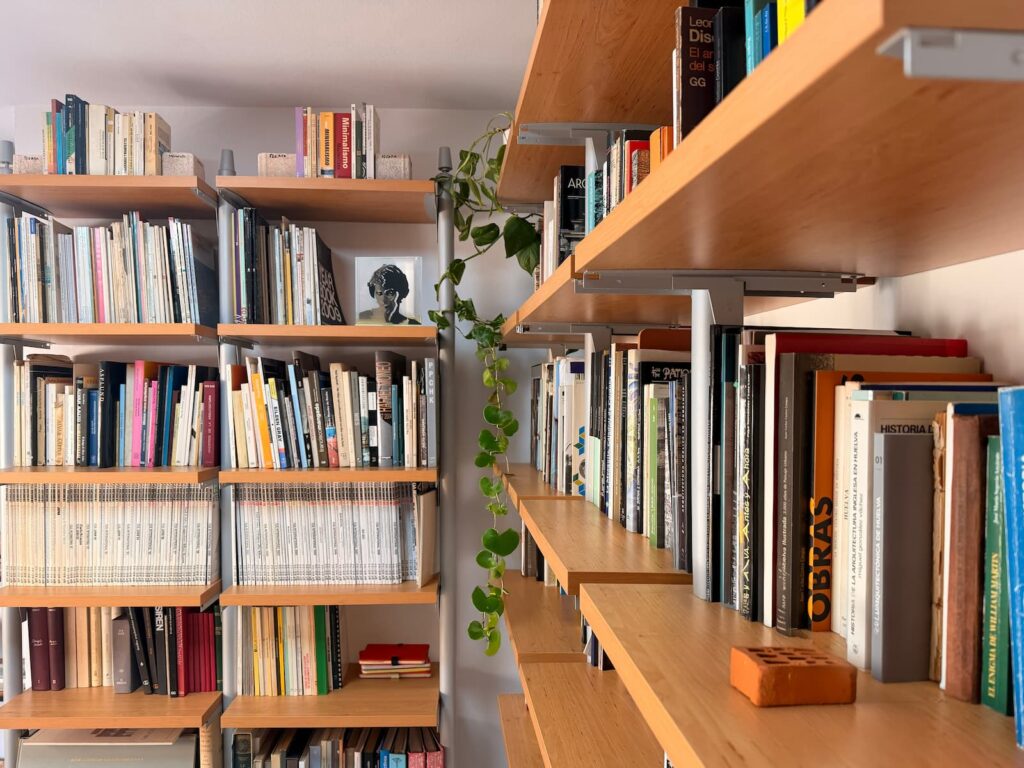 Biblioteca Estudio Ahaus arquitectos